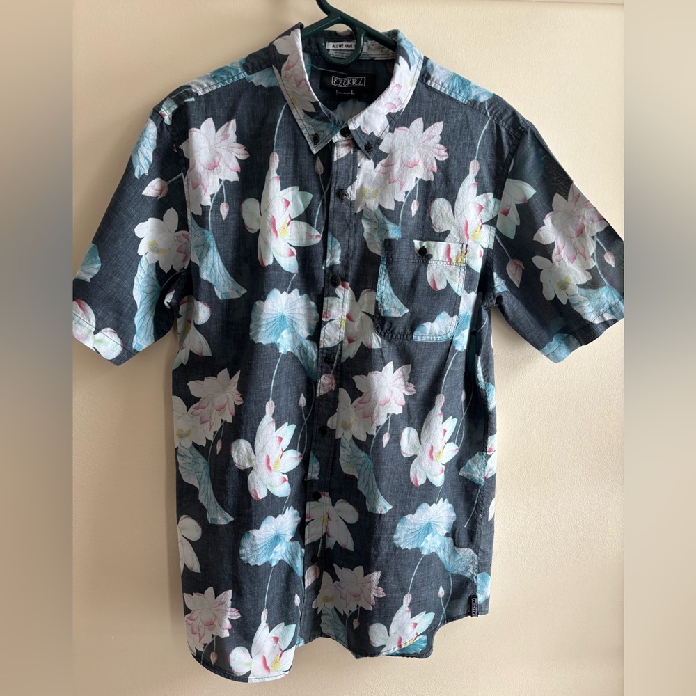 Men’s Tropical Shirt in Floral Print